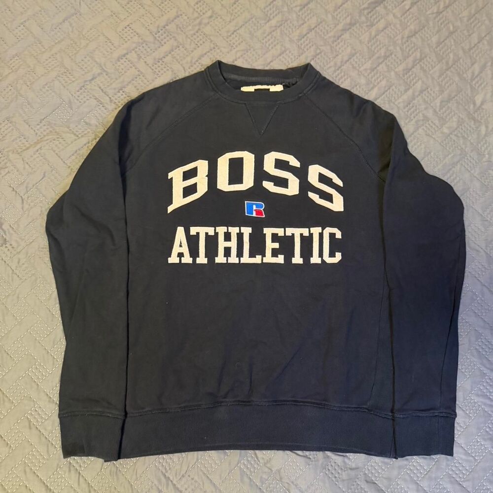 Vintage 90s Russell Athletic Crewneck Spellout Size Large Men's Embroidered